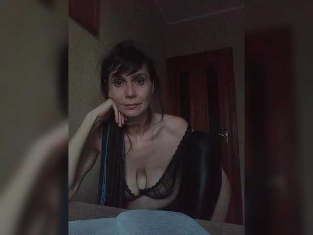 Hellenalonenochka's BongaCams show and profile