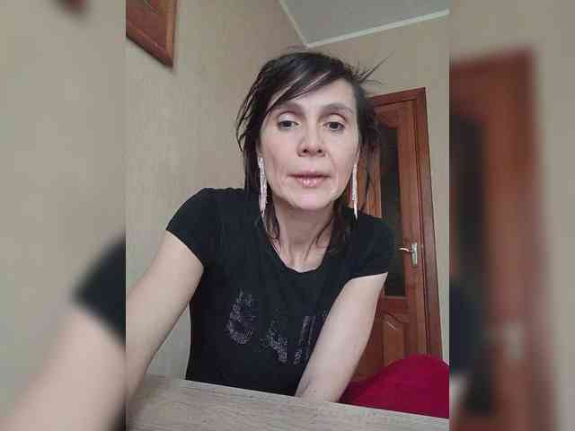 Hellenalonenochka webcam