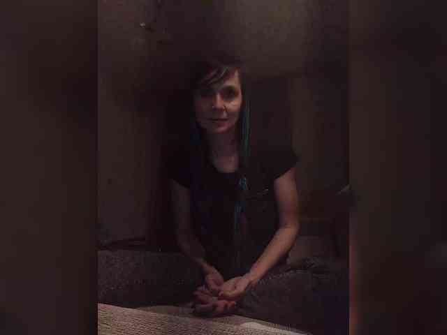 Hellenalonenochka webcam