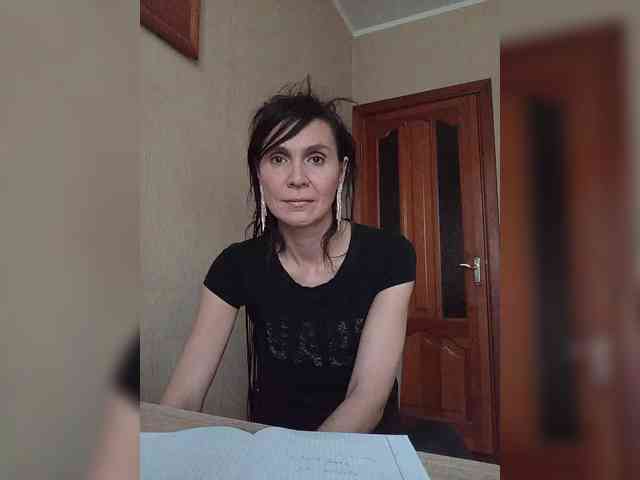 Hellenalonenochka webcam