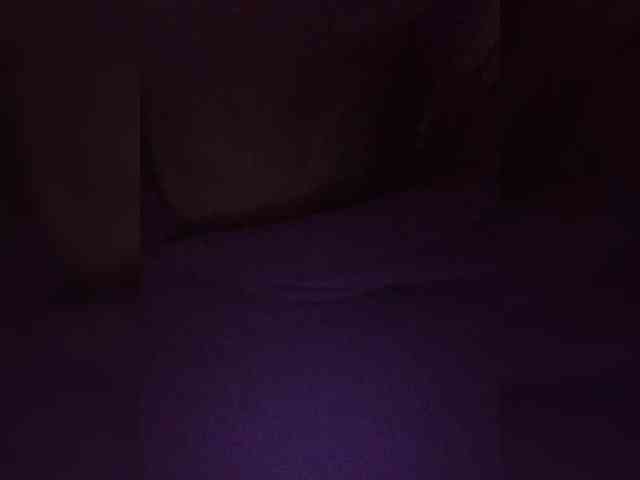 Hellenalonenochka webcam