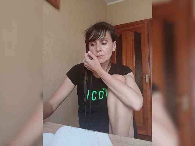 free live webcam Hellenalonenochka
