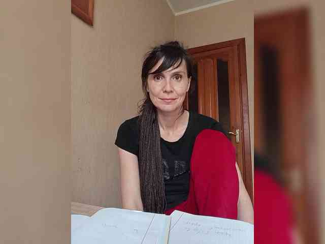 Hellenalonenochka webcam