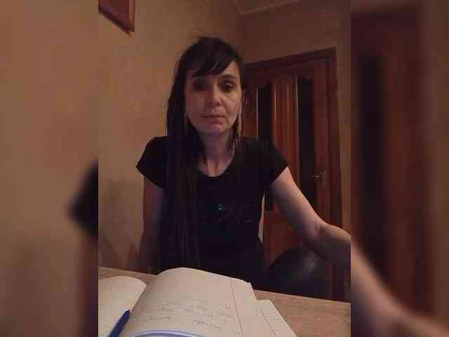 Hellenalonenochka webcam