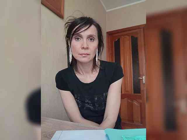 Hellenalonenochka webcam