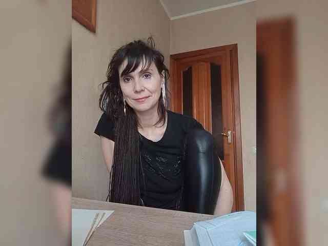 Hellenalonenochka webcam