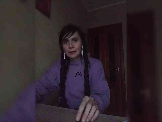 Hellenalonenochka webcam