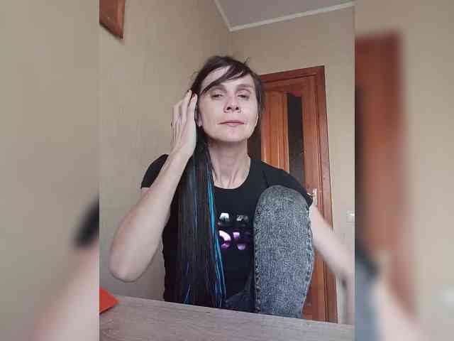 Hellenalonenochka webcam