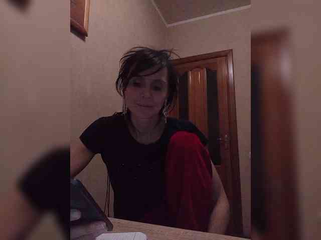 Hellenalonenochka webcam