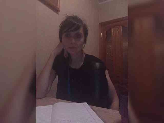 Hellenalonenochka webcam
