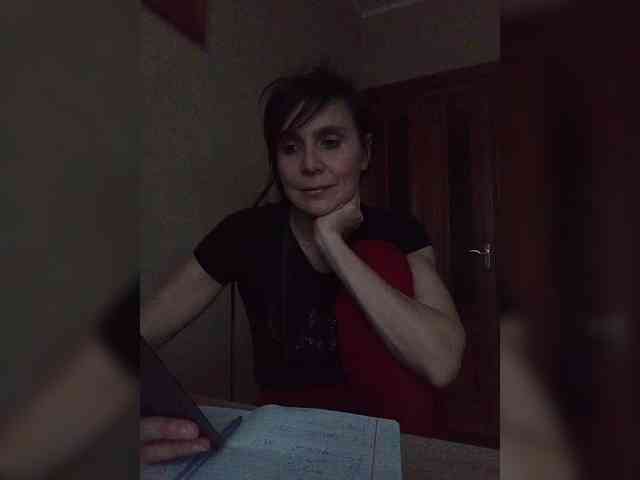 Hellenalonenochka webcam