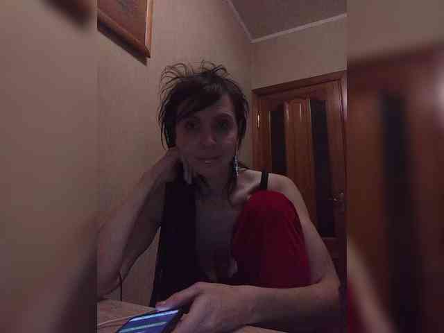 Hellenalonenochka webcam