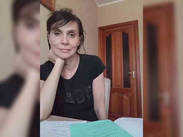 Hellenalonenochka webcam