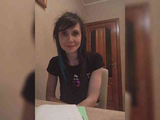 Hellenalonenochka webcam