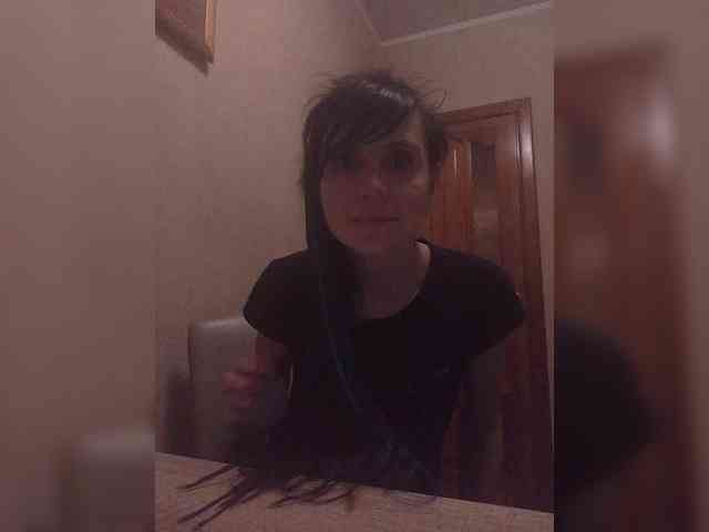 Hellenalonenochka webcam