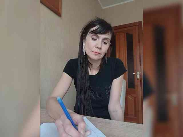 Hellenalonenochka webcam