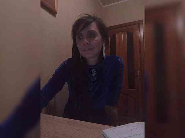 Hellenalonenochka webcam