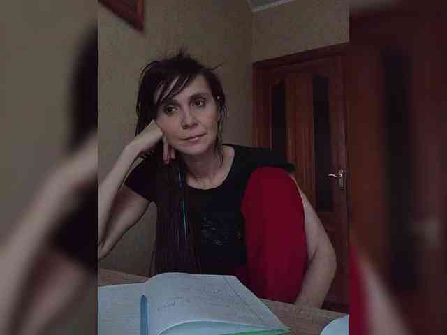 Hellenalonenochka webcam