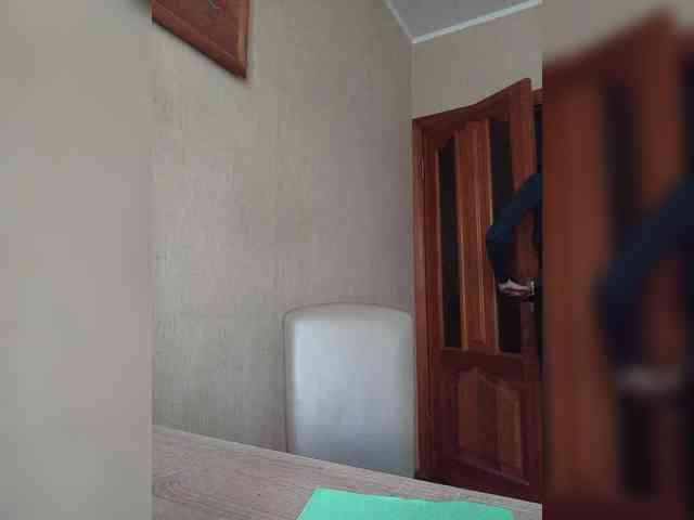 Hellenalonenochka webcam