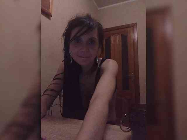 Hellenalonenochka webcam