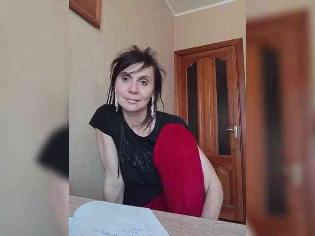 Hellenalonenochka webcam