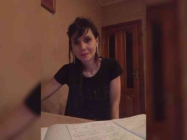 Hellenalonenochka webcam