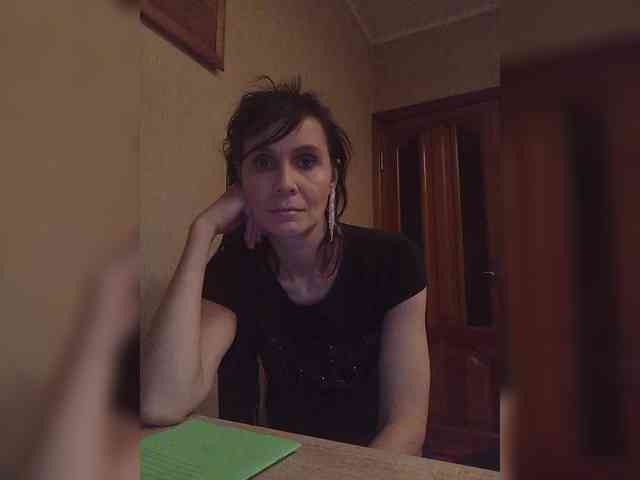 Hellenalonenochka webcam