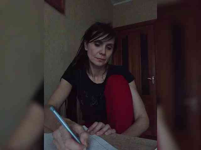 Hellenalonenochka webcam