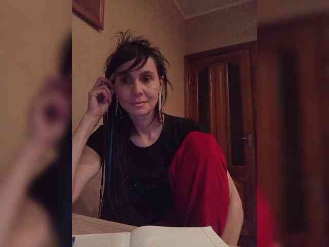 Hellenalonenochka webcam