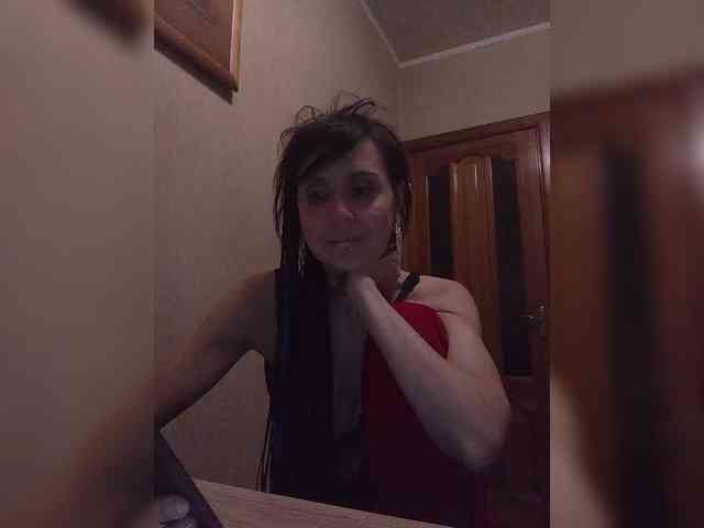 Hellenalonenochka webcam