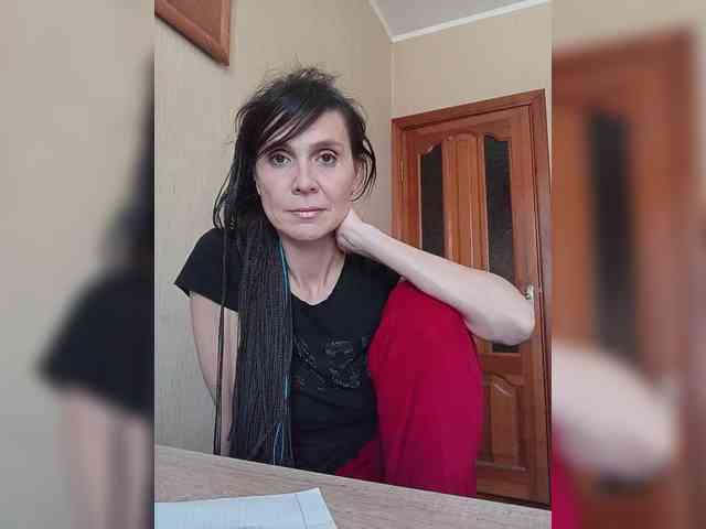 Hellenalonenochka webcam