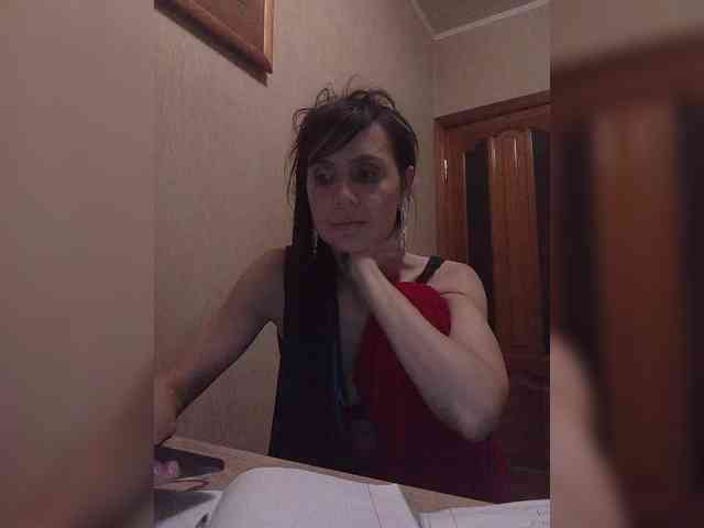 Hellenalonenochka webcam