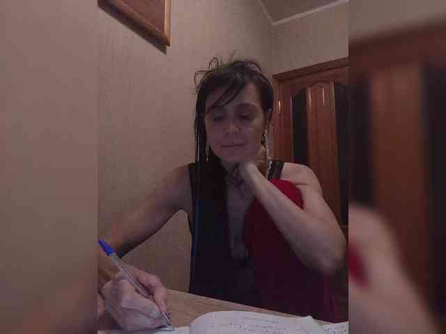 Hellenalonenochka webcam