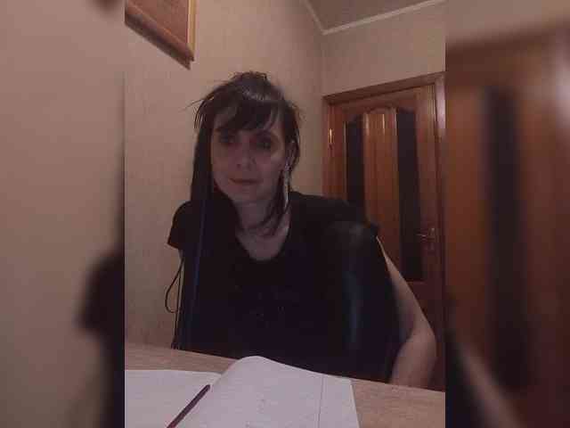 Hellenalonenochka webcam