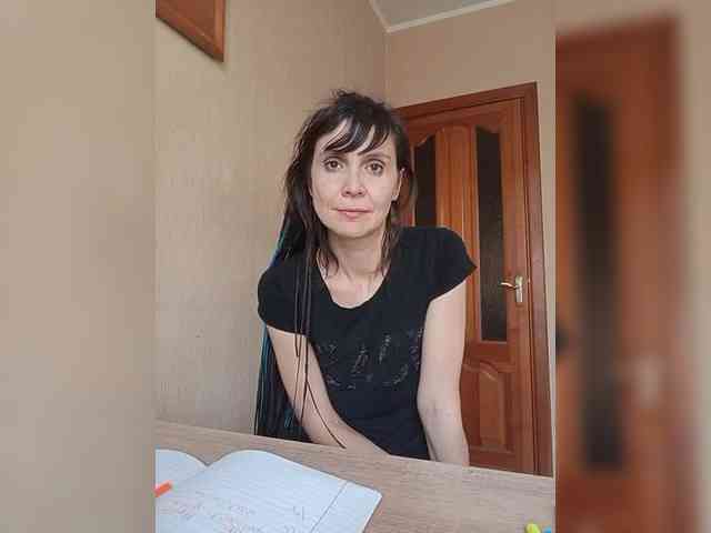 Hellenalonenochka webcam