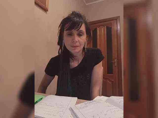 Hellenalonenochka webcam