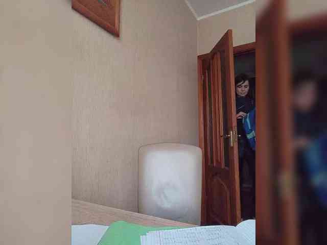 Hellenalonenochka webcam