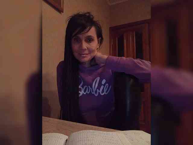 Hellenalonenochka webcam