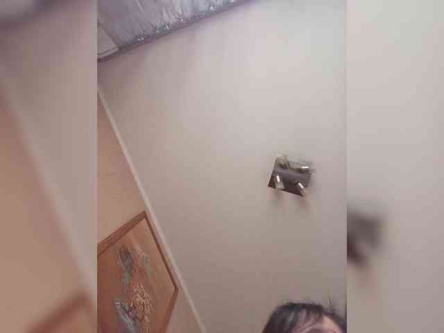 Hellenalonenochka webcam