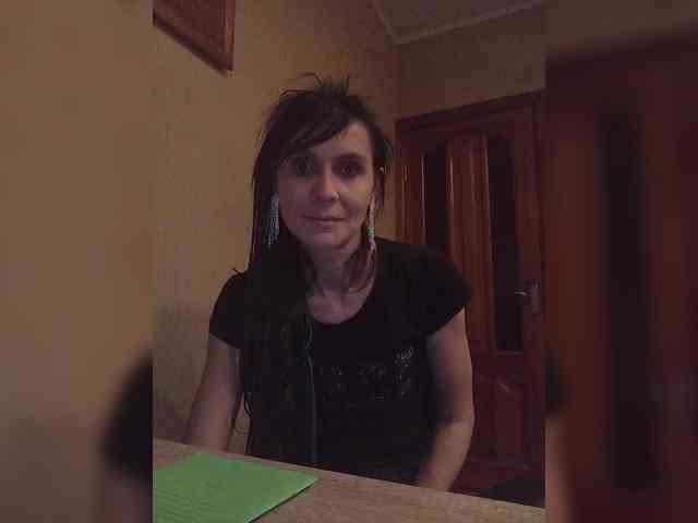 Hellenalonenochka webcam