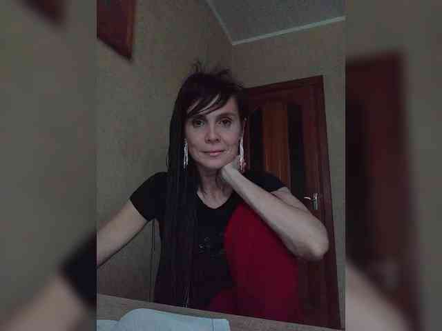 Hellenalonenochka webcam