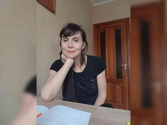 Hellenalonenochka webcam