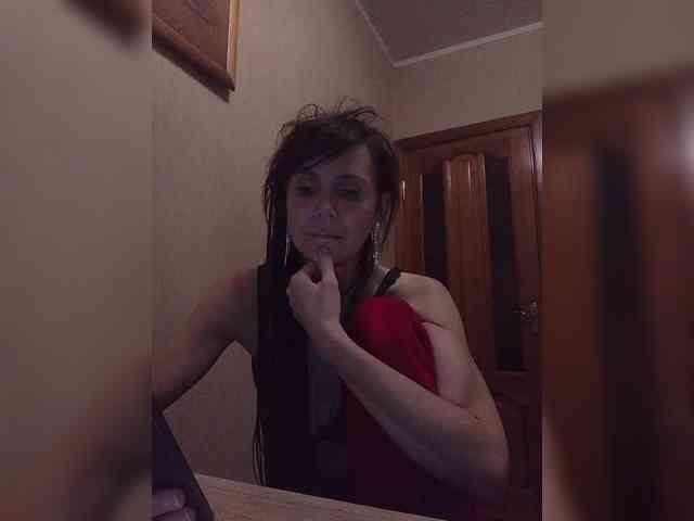 Hellenalonenochka webcam