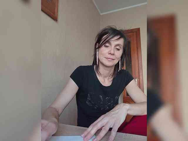 Hellenalonenochka webcam