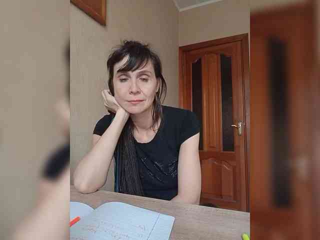 Hellenalonenochka webcam