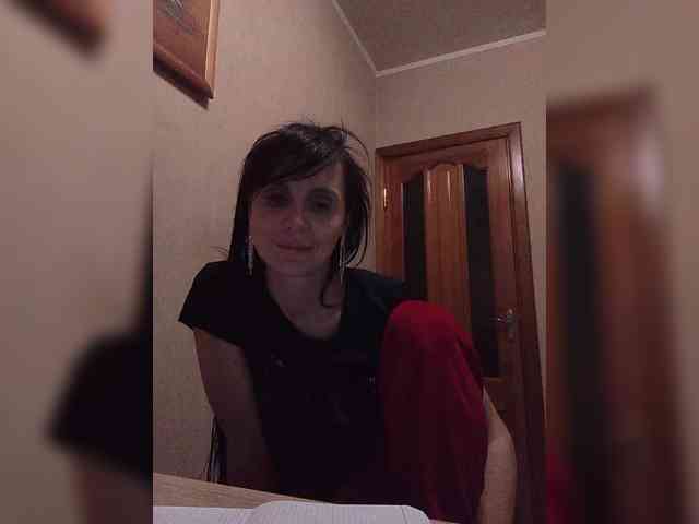 Hellenalonenochka webcam