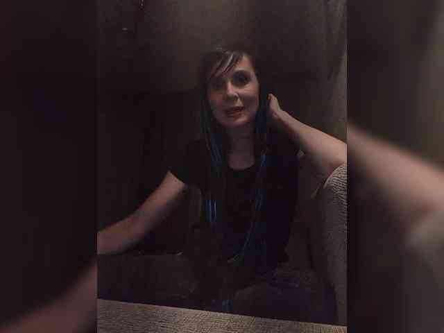 Hellenalonenochka webcam