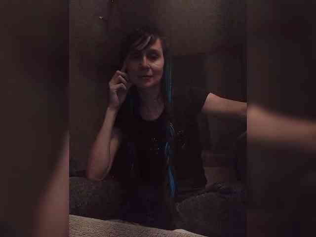 Hellenalonenochka webcam