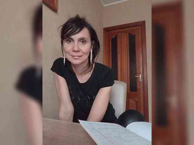 Hellenalonenochka webcam