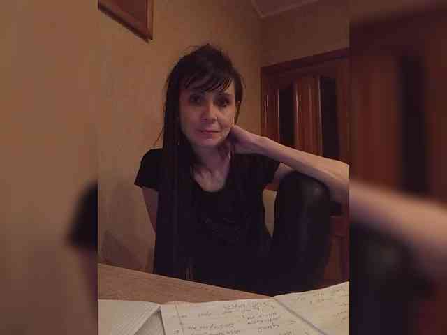 Hellenalonenochka webcam